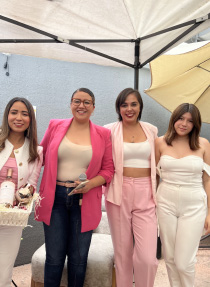 SQ Mujeres en equipo